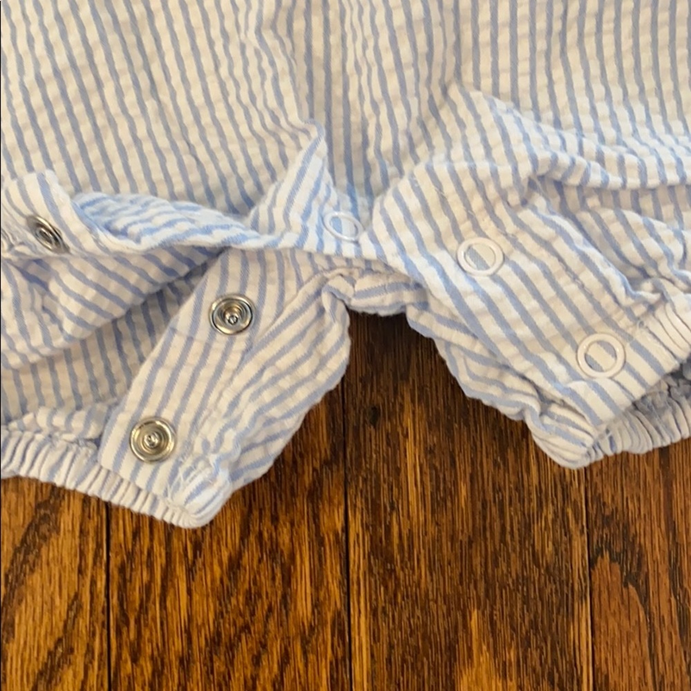 Vineyard Vines Seersucker Romper Overalls - Picture 6 of 6